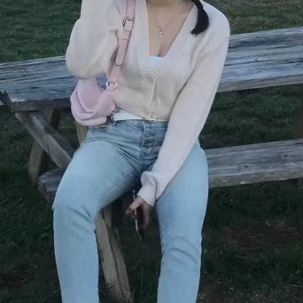 Nasty Gal Cropped Cardigan Cream Pink